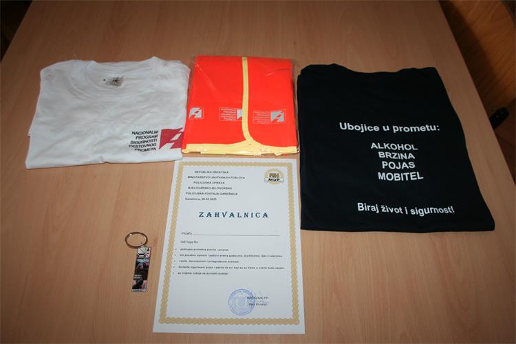 Slika /PU_BB/Promet/Dan ljubaznosti u prometu/nagrade - dan ljubaznosti.JPG